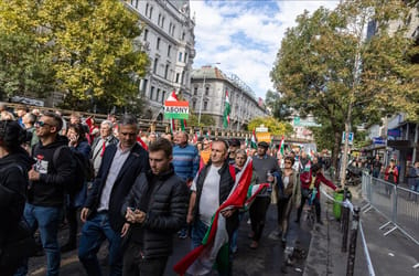 A Kormányzati Tájékoztatási Központ szerint úgy sem voltak kétszer annyian a Békemeneten, hogy egy fontos részlet mintha kimaradt volna a számításaikból